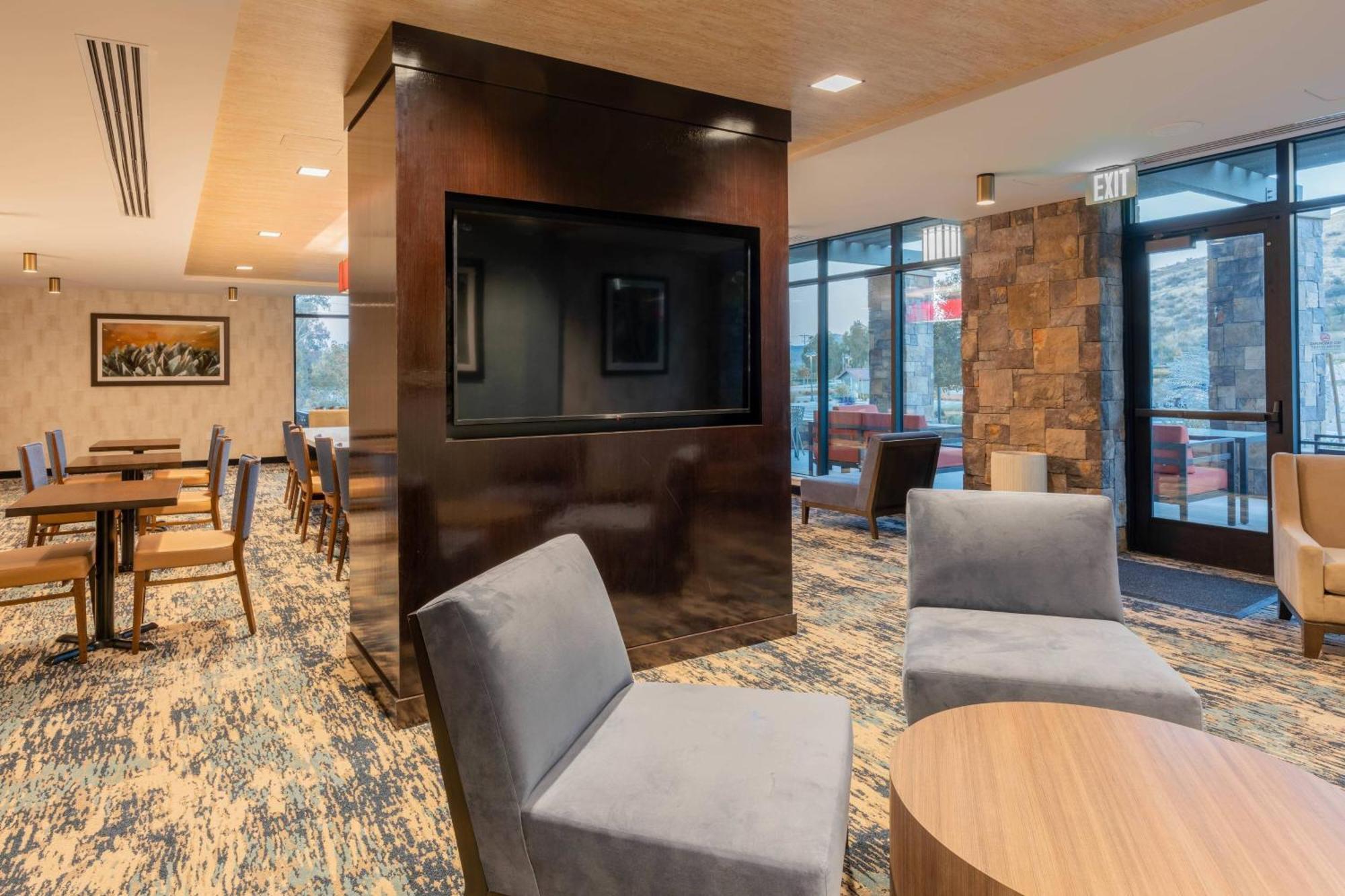 Towneplace Suites By Marriott Thousand Oaks Agoura Hills Εξωτερικό φωτογραφία