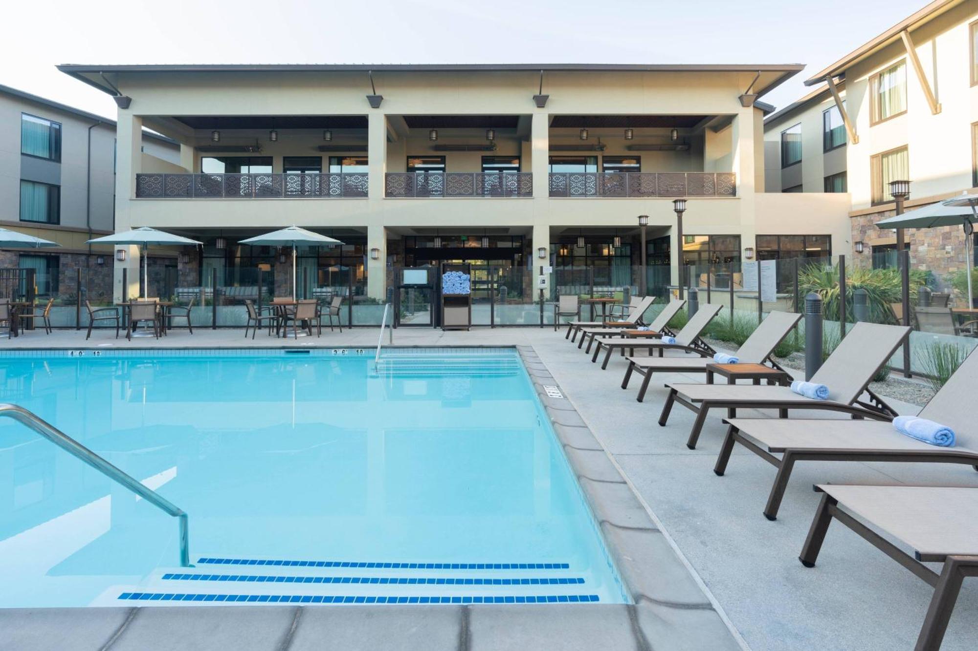 Towneplace Suites By Marriott Thousand Oaks Agoura Hills Εξωτερικό φωτογραφία